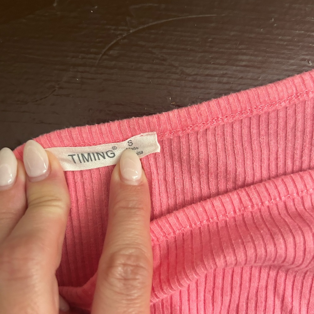 Timing Pink Ribbed Top - Picture 2 of 3